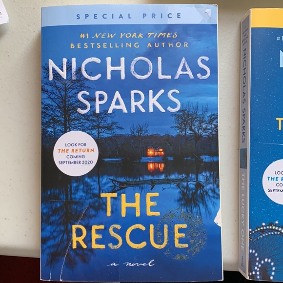 Paperbacks - Picture 3 of 4